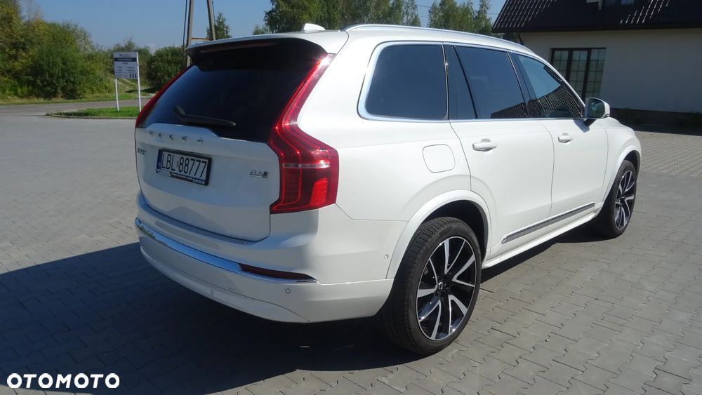 Volvo XC 90 - 8