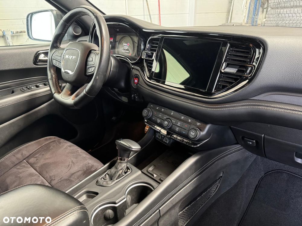 Dodge Durango 6.4 SRT - 7