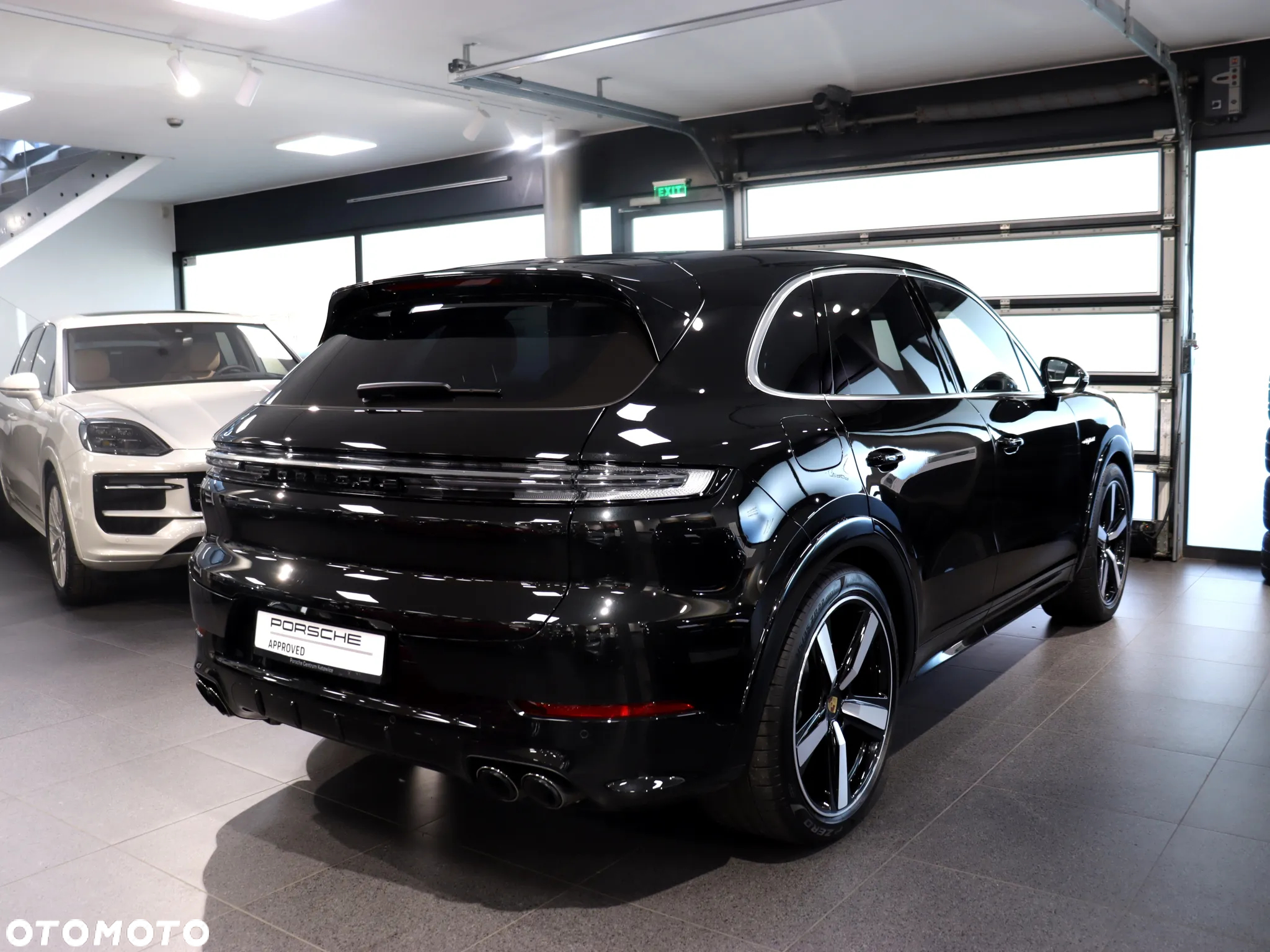 Porsche Cayenne S E-Hybrid PHEV - 5