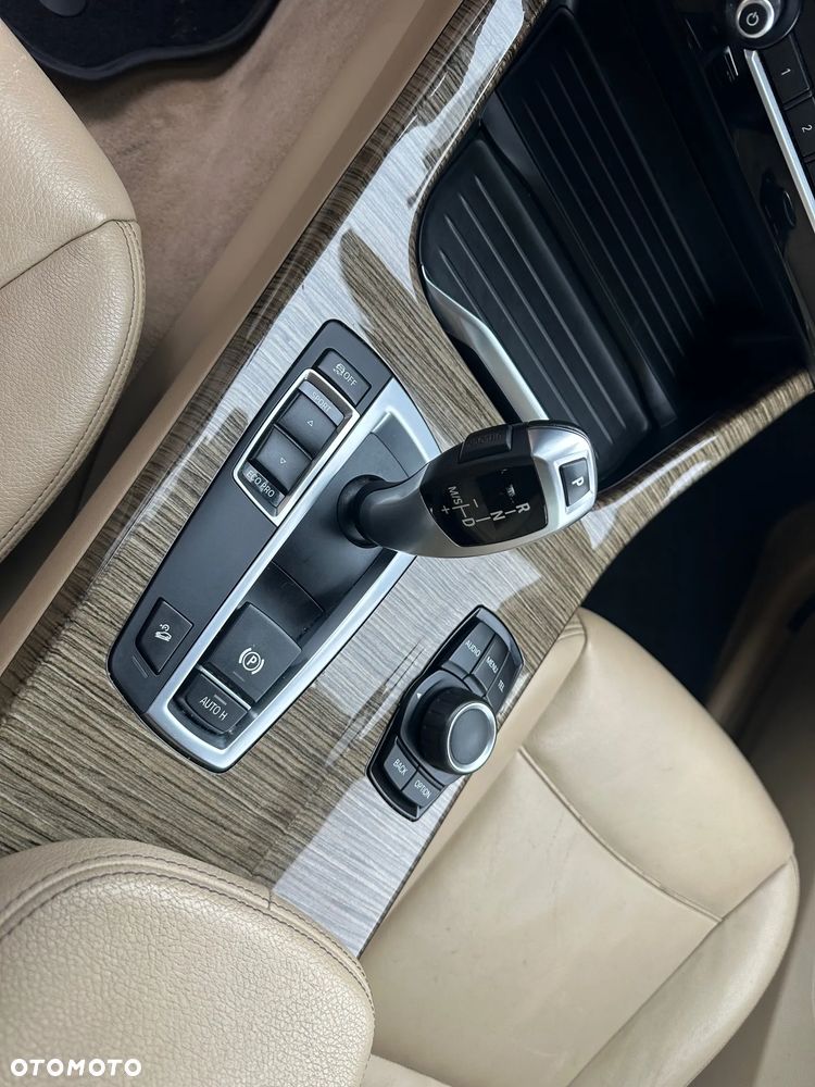 BMW X3 xDrive28i - 14