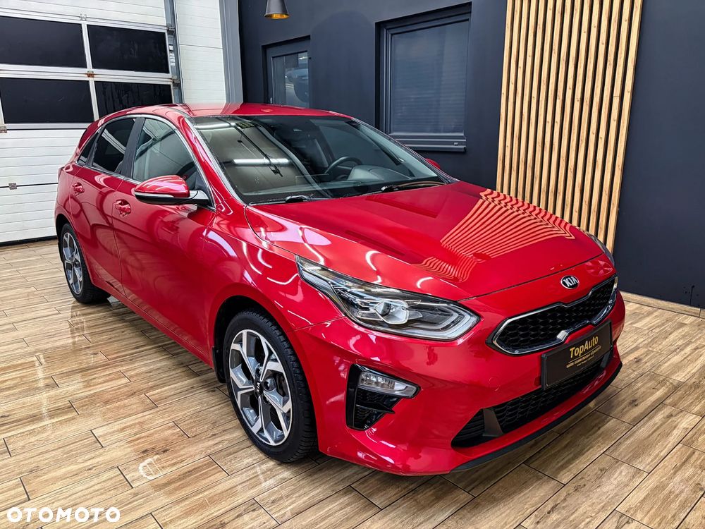Kia Ceed - 4