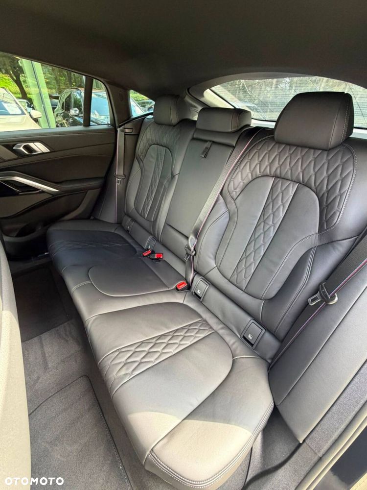 BMW X6 - 12