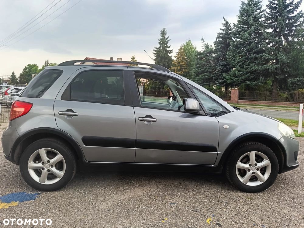 Suzuki SX4 1.6 VVT 4x4 Comfort - 8