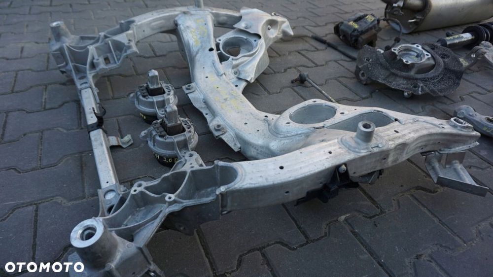 ŁĄCZNIK STABILIZATORA BMW F10 3.0 D 2014 - 5