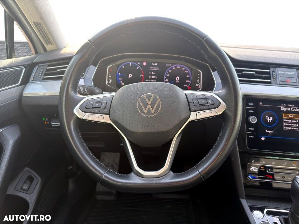 Volkswagen Passat - 15