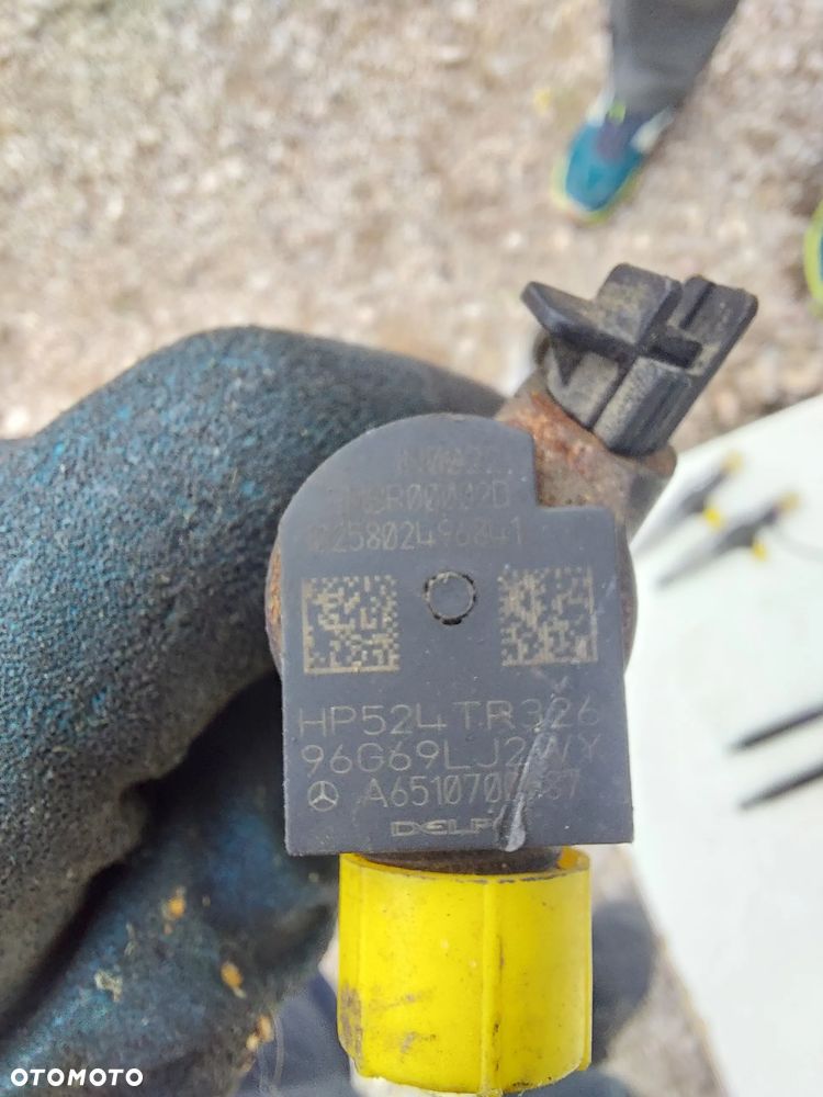 WTRYSKIWACZ 2,2 CDI A6510700387 SPRINTER - 3