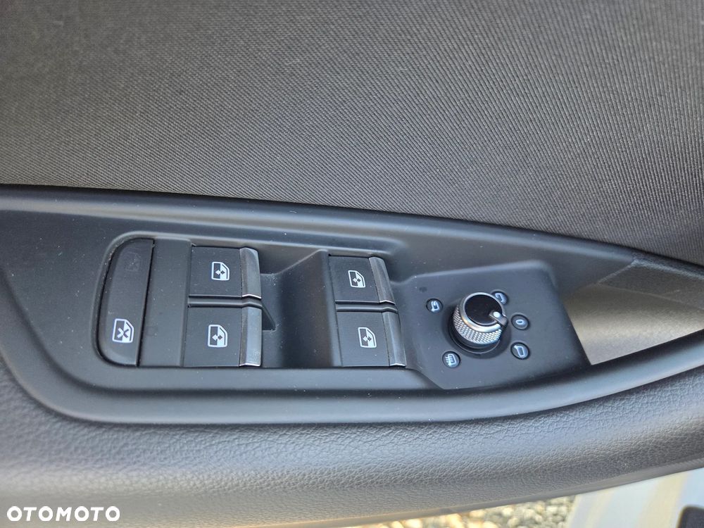 Audi A4 Avant 30 TDI mHEV Advanced S tronic - 31