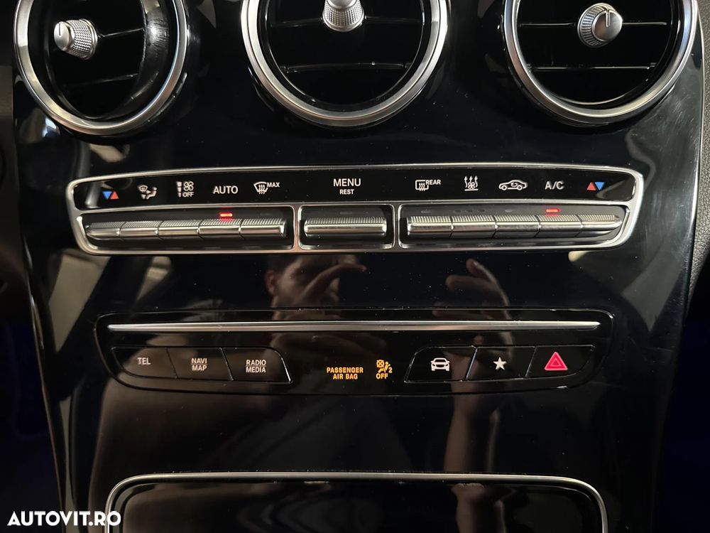 Mercedes-Benz GLC 300 d 4MATIC - 19