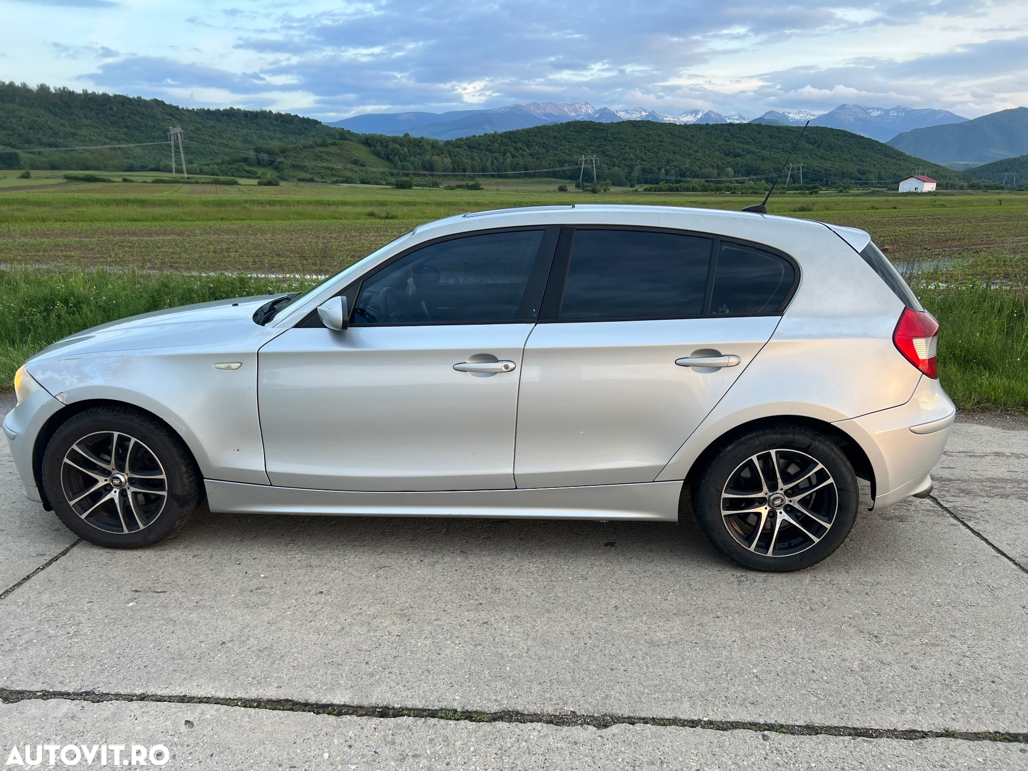 BMW Seria 1 120d - 4