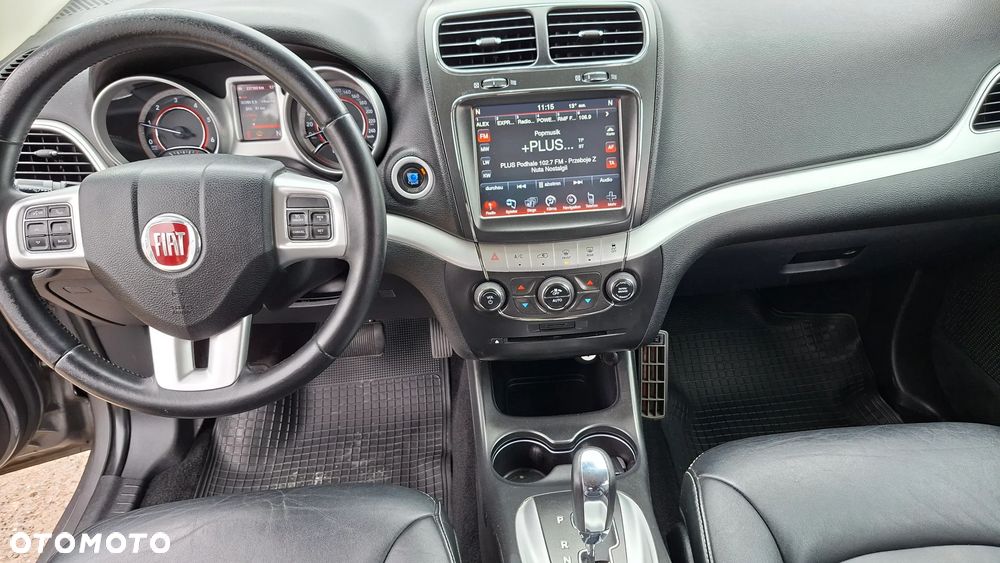 Fiat Freemont 2.0 Multijet Lounge AWD - 28
