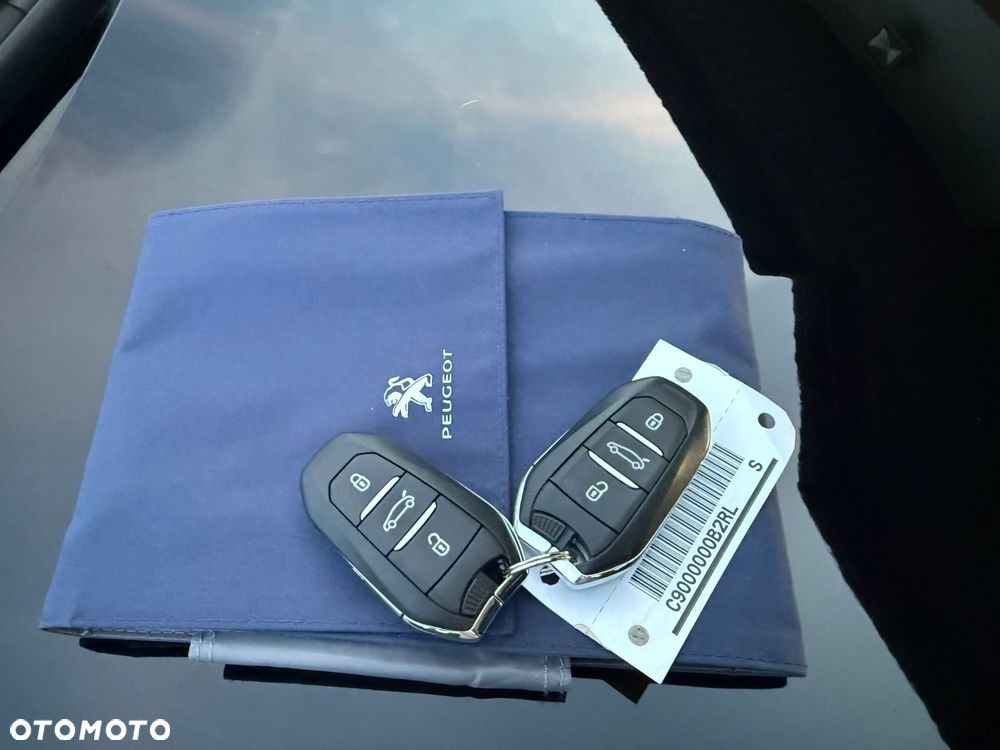 Peugeot 508 PureTech 180 EAT8 Allure Pack - 36