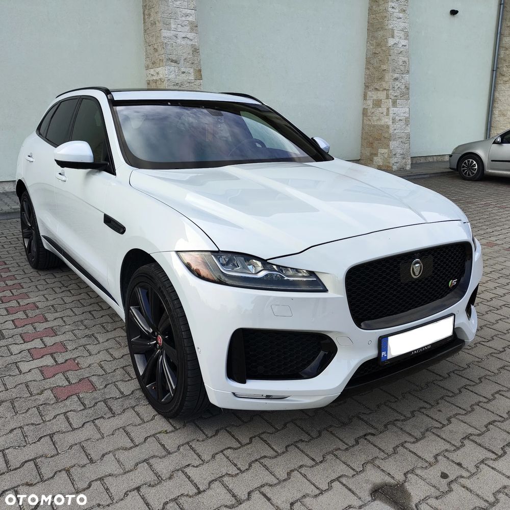 Jaguar F-Pace S AWD - 3