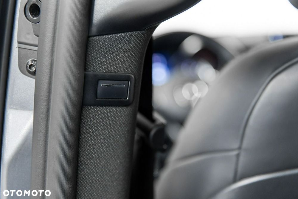 Mercedes-Benz Klasa V 300 d lang 9G-TRONIC Avantgarde - 27