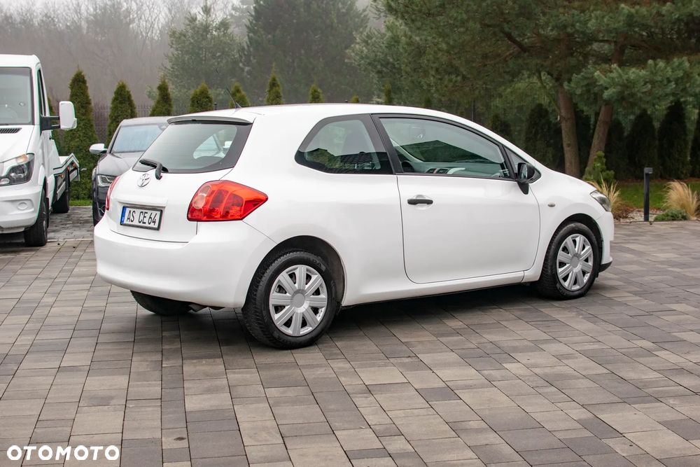 Toyota Auris - 21