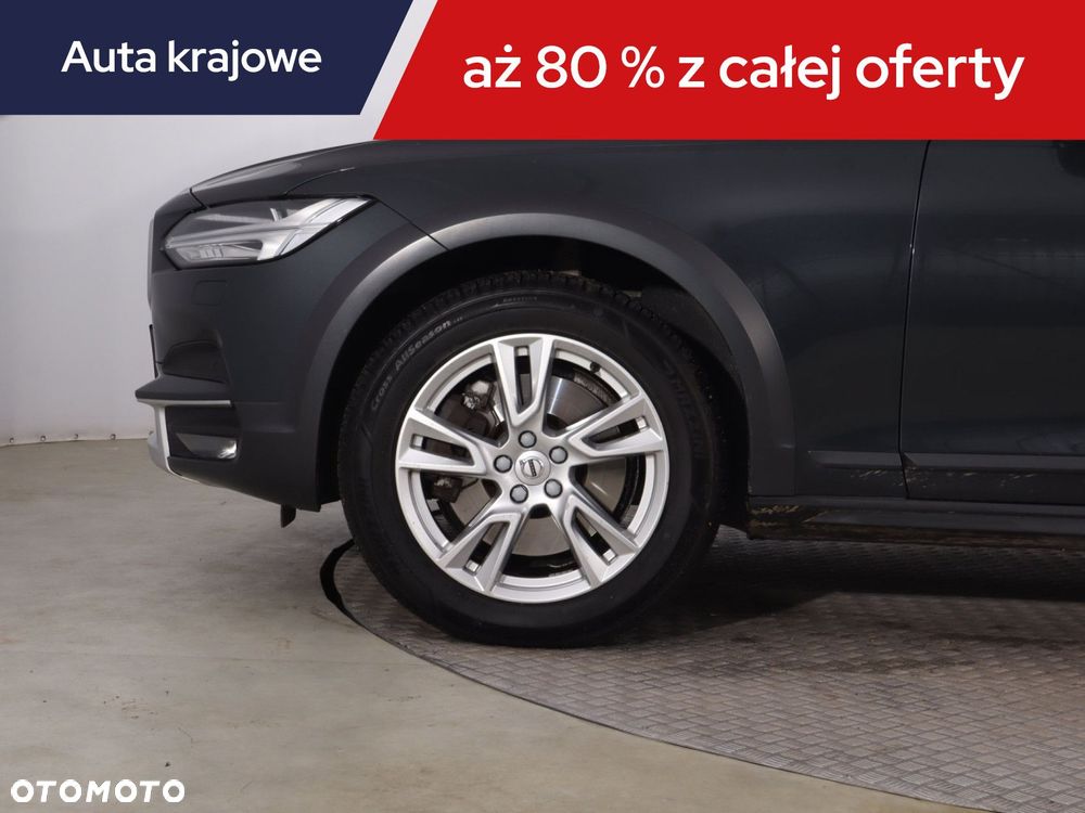 Volvo V90 Cross Country - 16