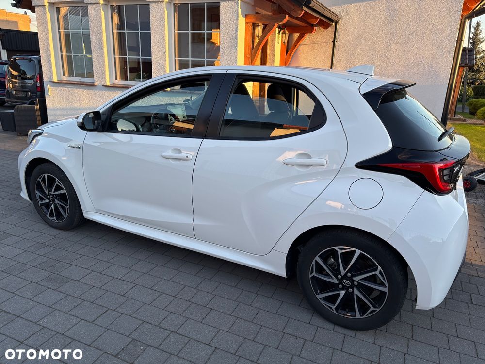Toyota Yaris - 14