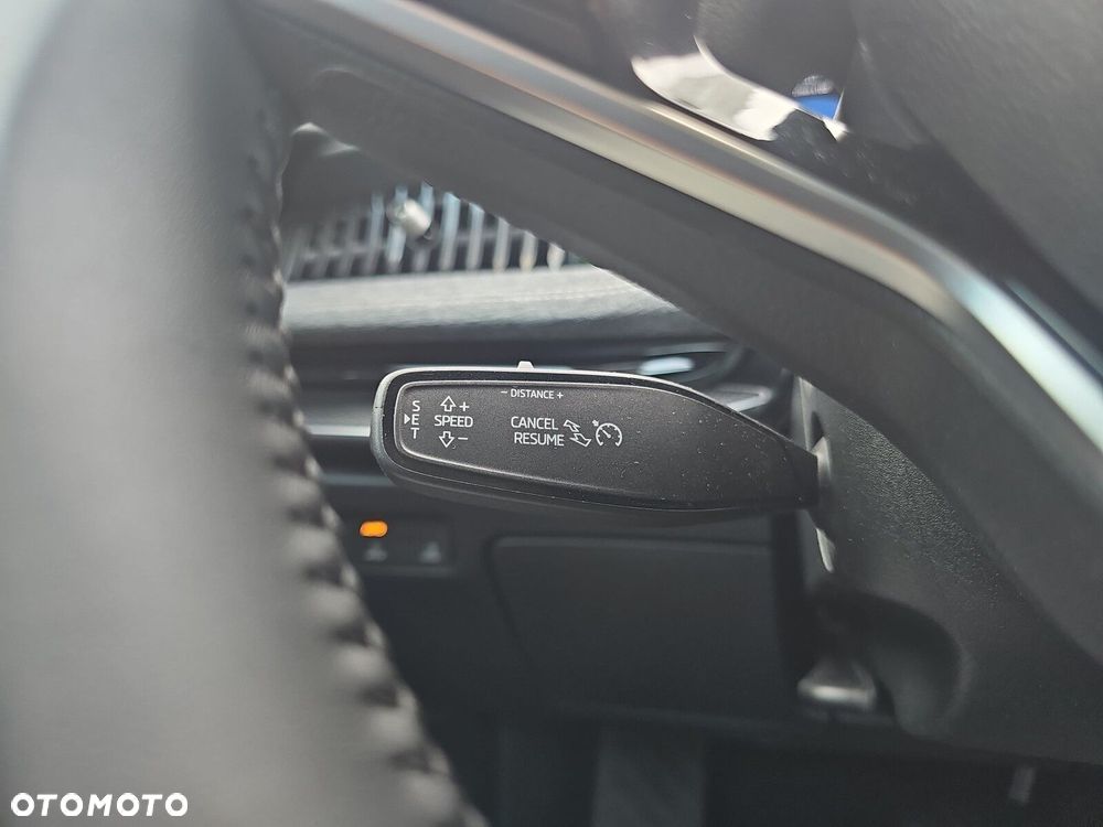 Skoda Superb 2.0 TSI Selection DSG - 25