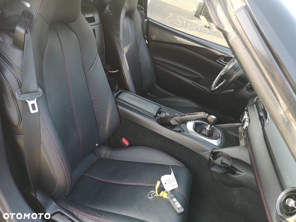 Mazda MX-5 RF SKYACTIV-G 131 Sports-Line - 35