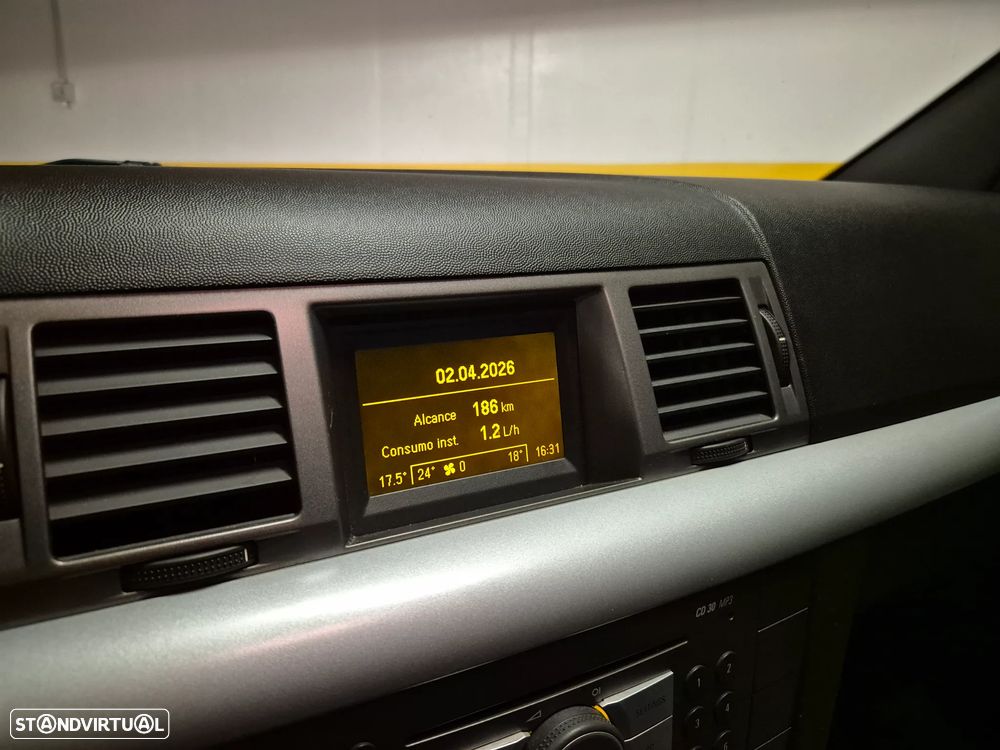 Opel Vectra 1.9 CDTi Elegance - 14