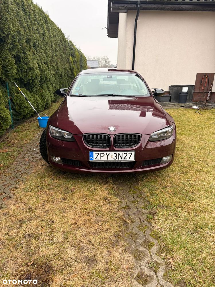 BMW Seria 3 330i - 9