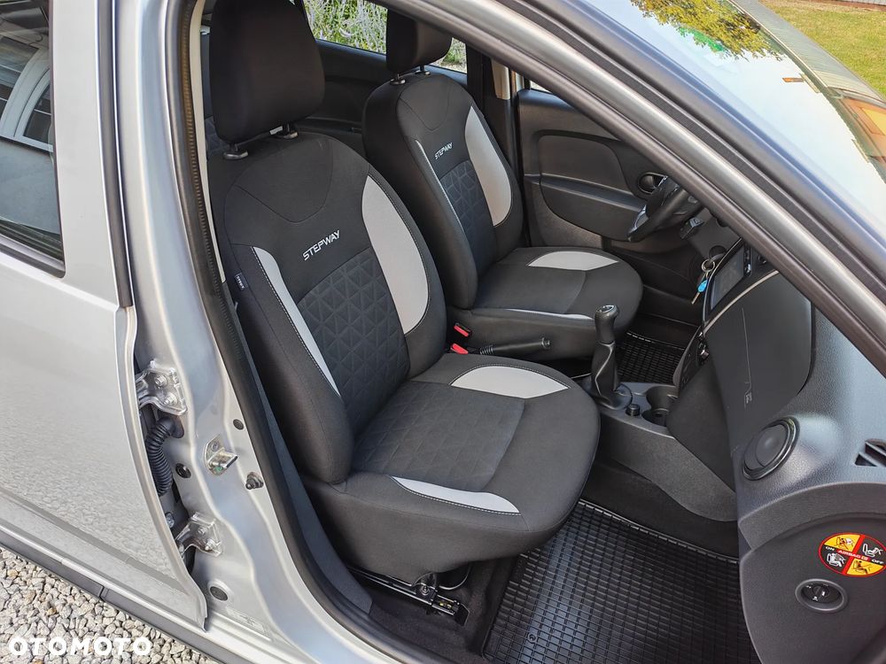 Dacia Sandero Stepway 0.9 TCe Laureate S&S EU6 - 12
