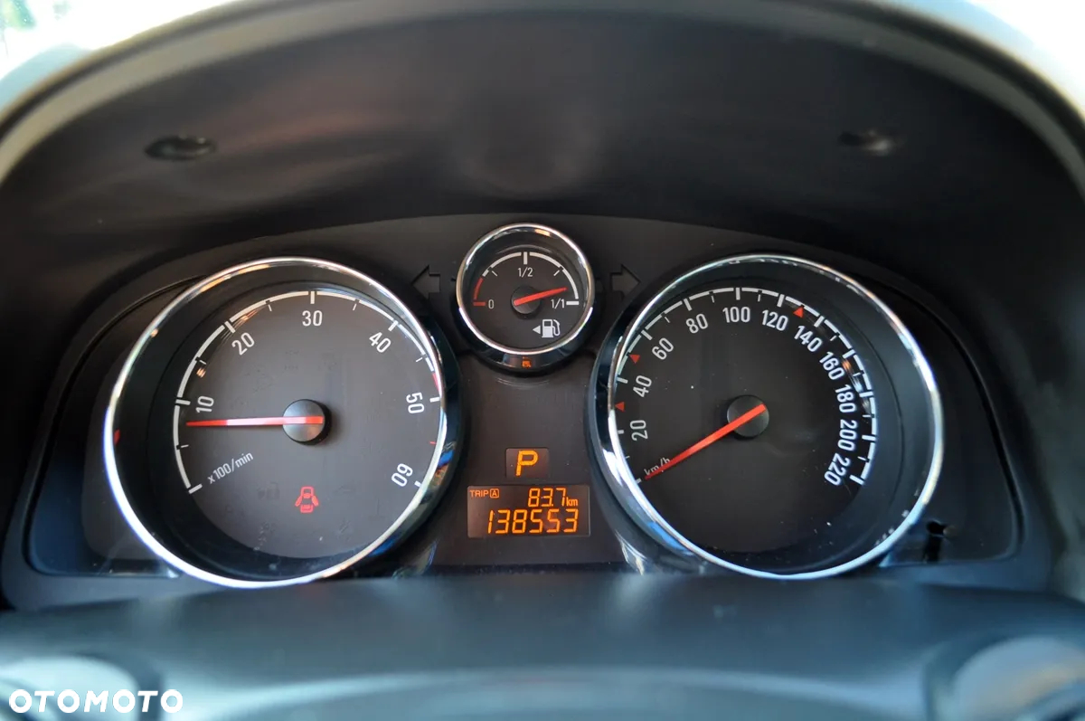 Opel Antara 2.2 CDTI 4x4 Cosmo - 28