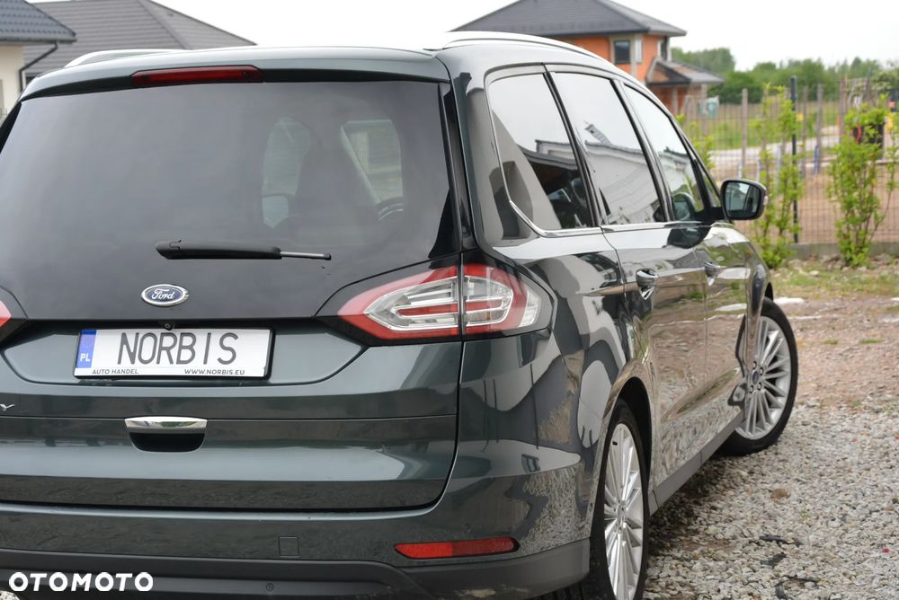 Ford Galaxy - 18