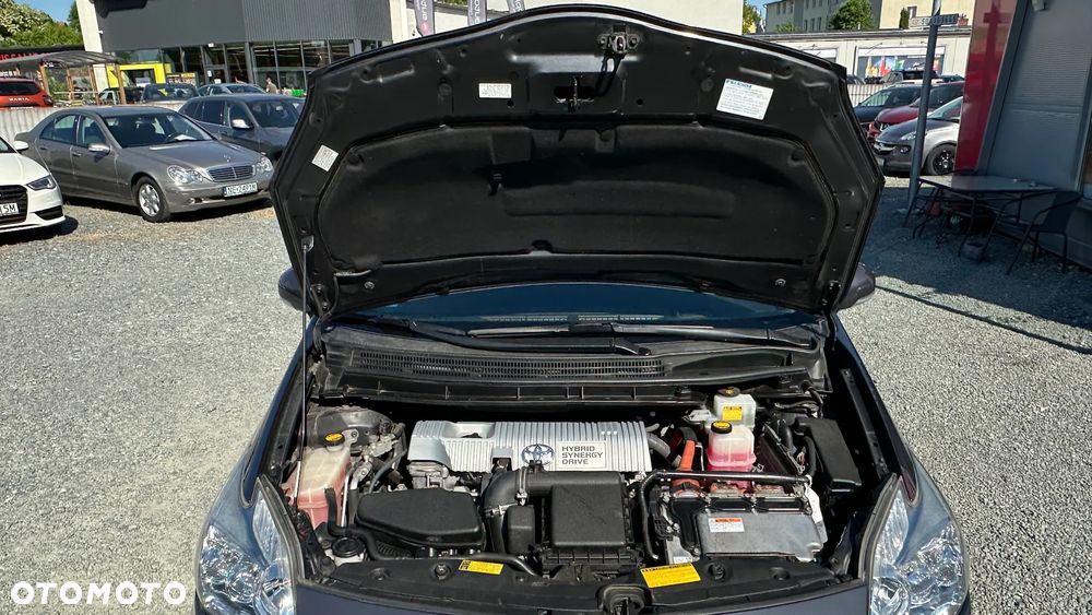 Toyota Prius - 22