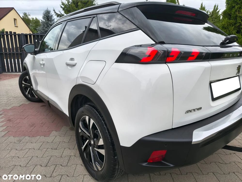 Peugeot 2008 1.5 BlueHDi Allure S&S EAT8 - 14