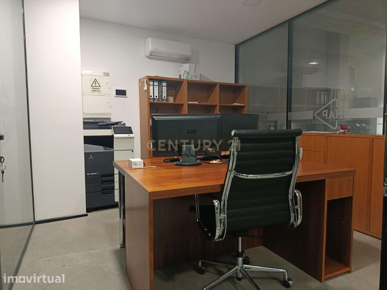 Pavilhão Comercial à Venda no Centro Empresarial de Paredes - Grande imagem: 3/22