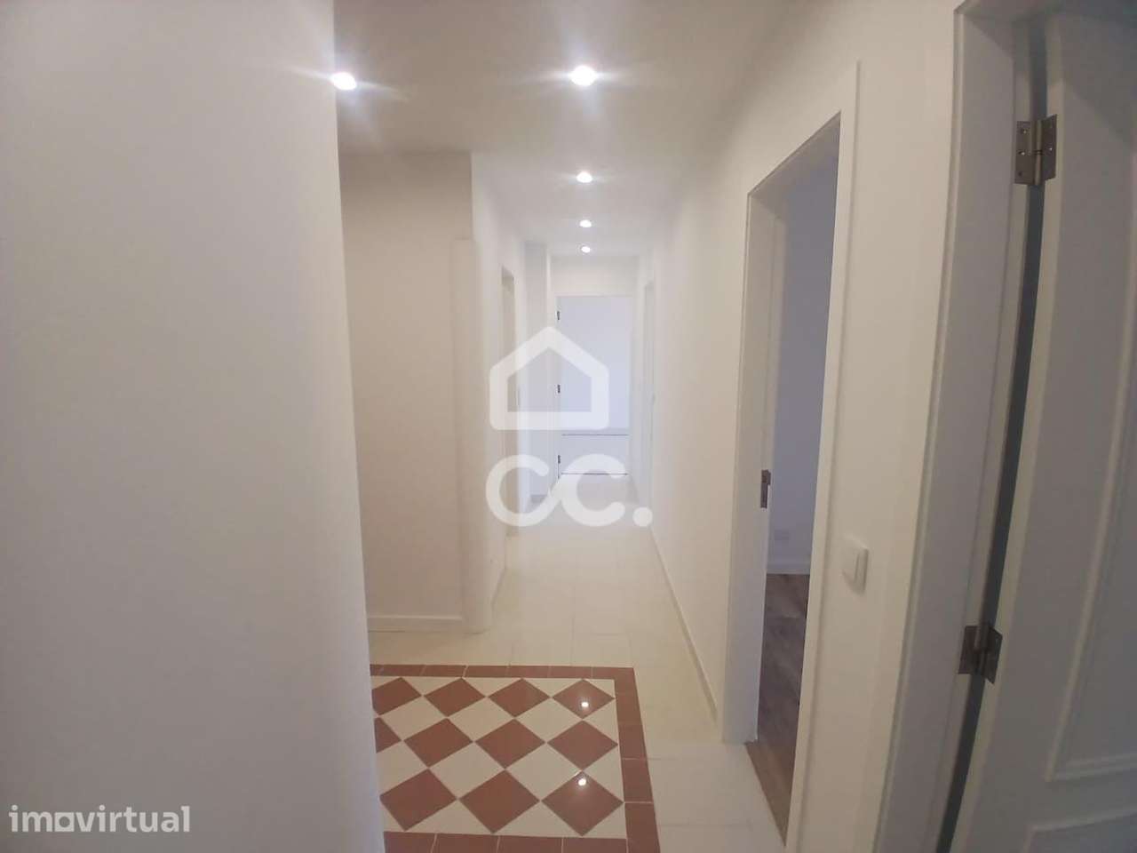APARTAMENTO T3 PARA VENDA NO FEIJO - Grande imagem: 3/51
