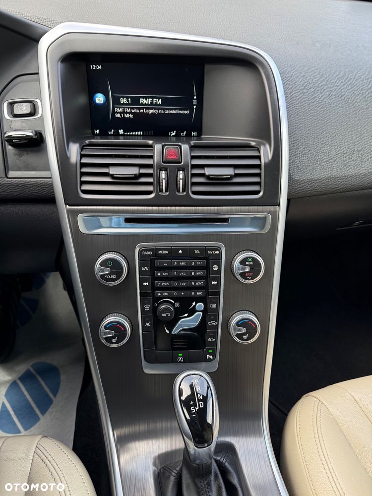 Volvo XC 60 D4 Drive-E Summum - 25