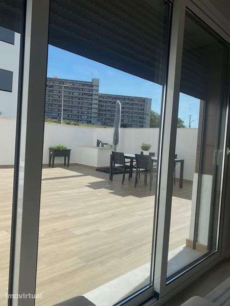 Apartamento T2+1 como novo - Grande imagem: 2/8