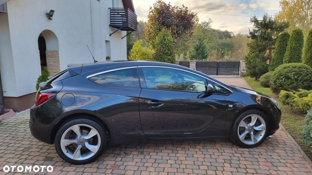 Opel Astra GTC 1.4 Turbo Innovation - 19