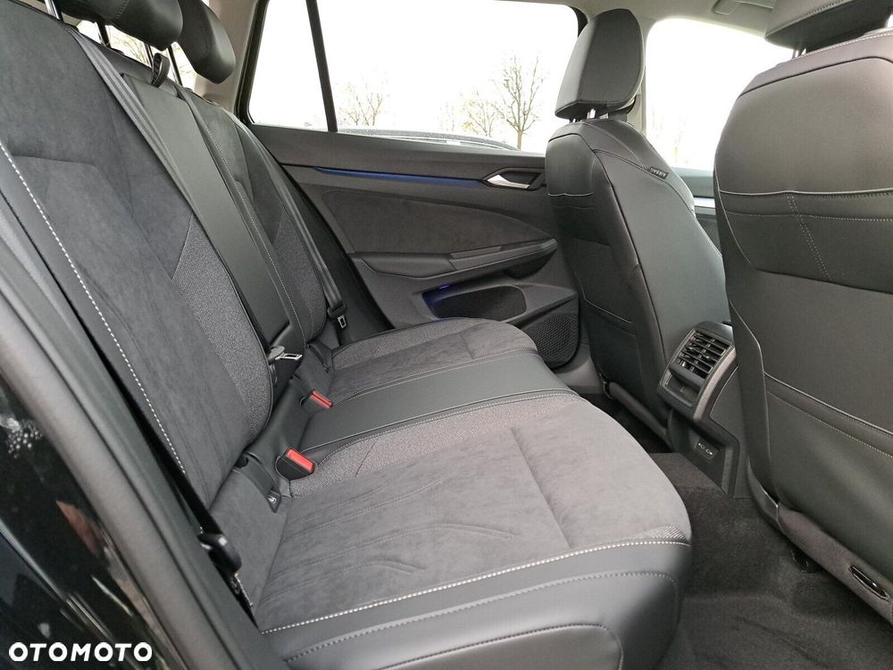 Volkswagen Golf - 21