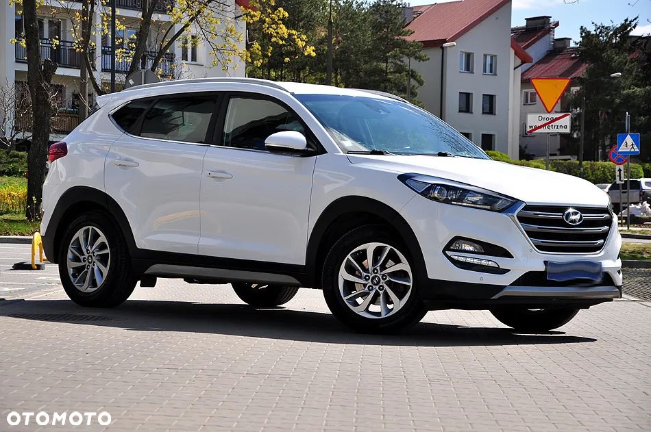 Hyundai Tucson 2.0 CRDI BlueDrive GO Plus 2WD - 4