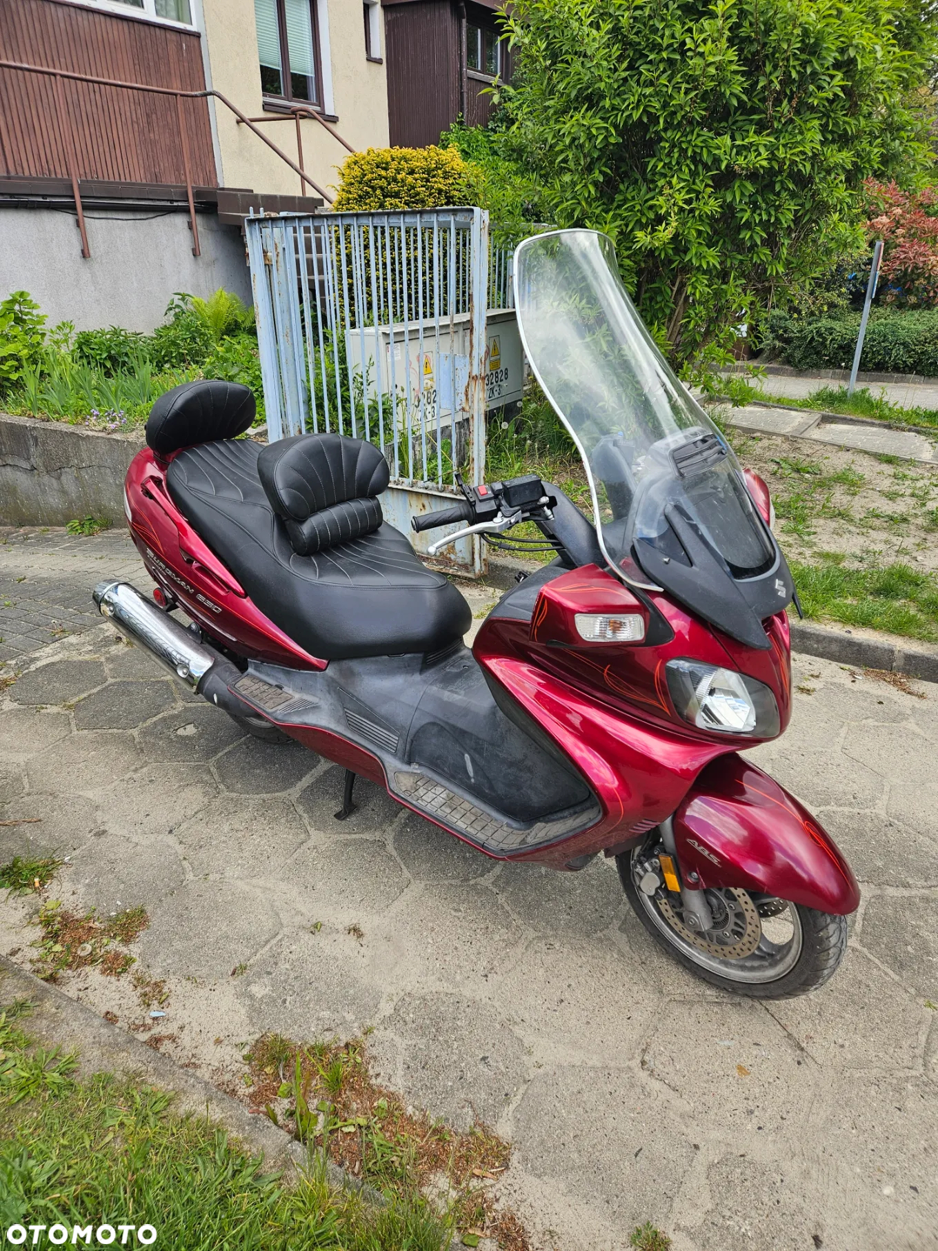 Suzuki Burgman - 5