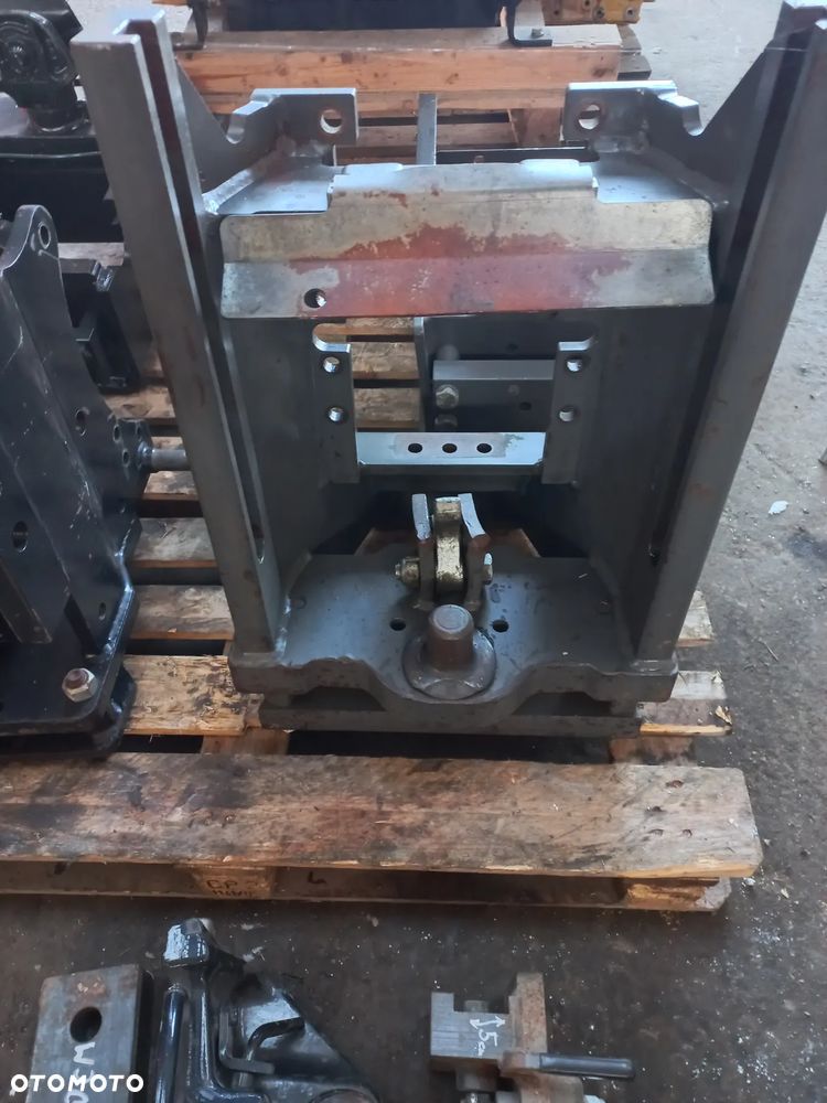 Części Zaczep Konsola transportowy górny listwa,automatyczny,cvx,maxxum,, Oryginał,Case,New Holland,Deutz,Massey ferguson,Valtra 33cm,30cm,39cm,Sauermann,fendt,piton fix,płyta nośna zaczepu,0098160200000,agco,820L10, - 19