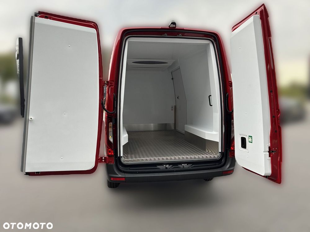 Mercedes-Benz Sprinter 317 - 10