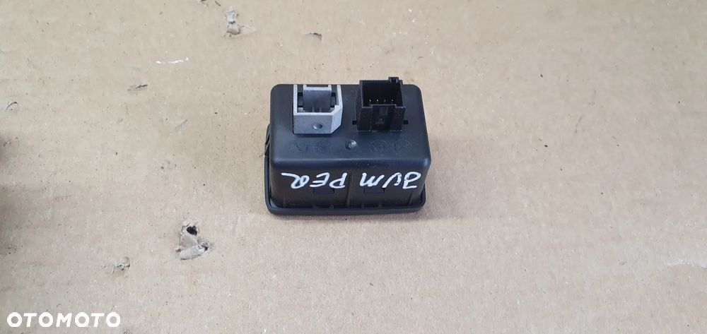 Czytnik Gniazdo AUX USB Citroen Jumper 7356546330 - 2