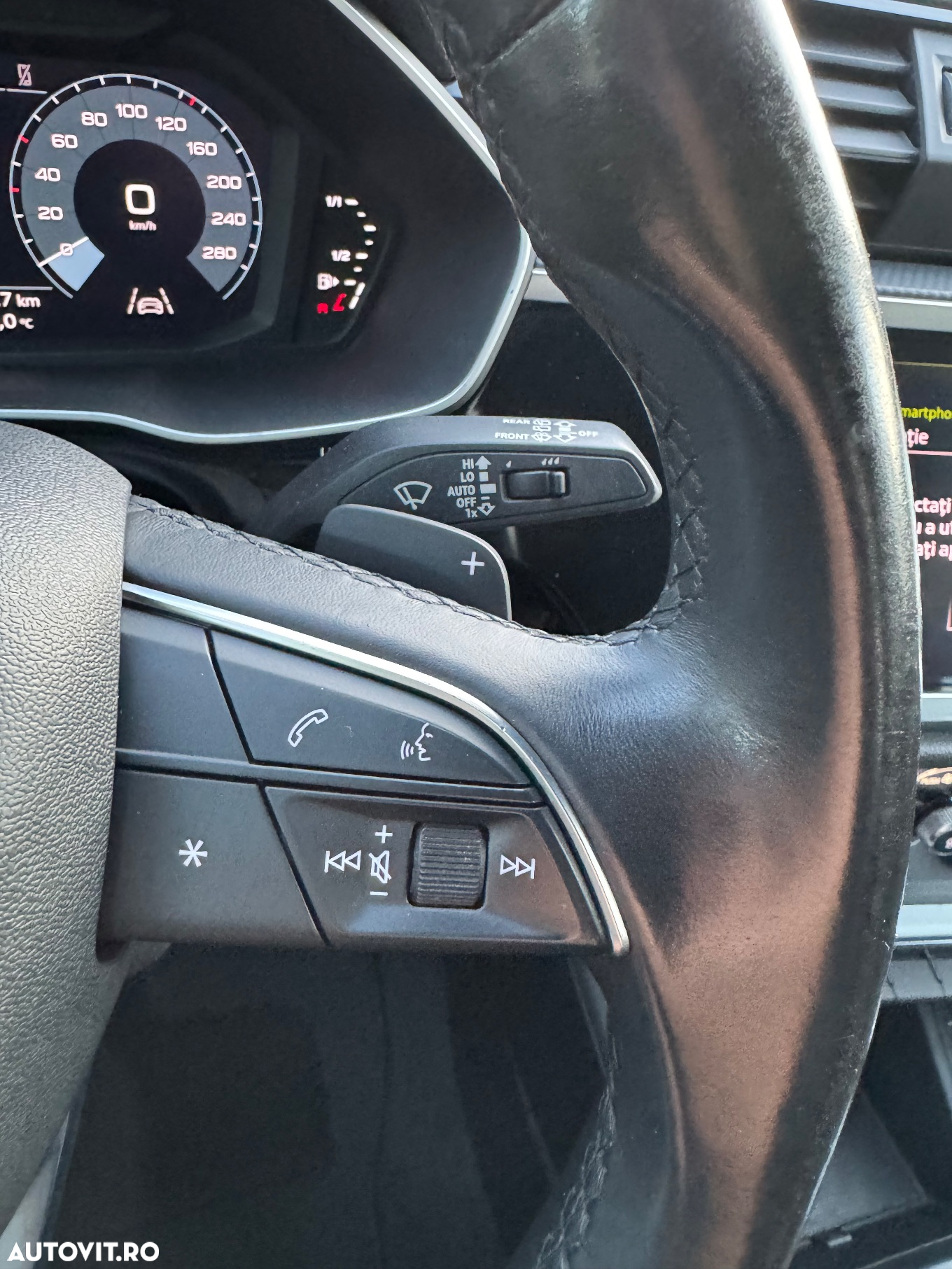 Audi Q3 2.0 35 TDI S tronic S Line - 39