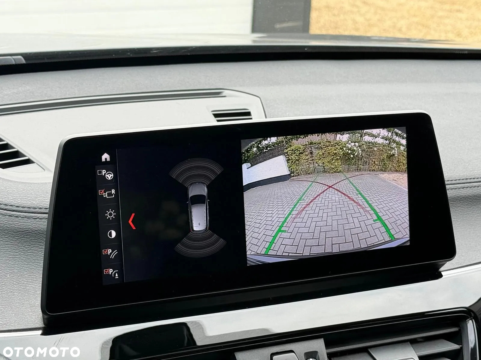 BMW X1 sDrive16d xLine - 6