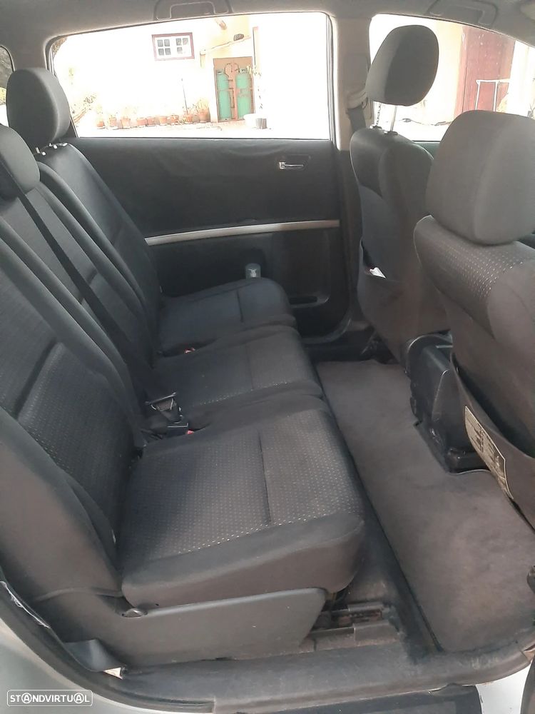 Toyota Corolla Verso 2.2 D-4D Sol - 11