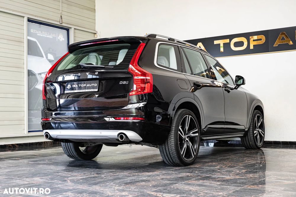 Volvo XC 90 D5 AWD Geartronic Momentum - 32