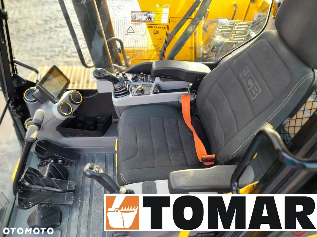 JCB 131X - 26