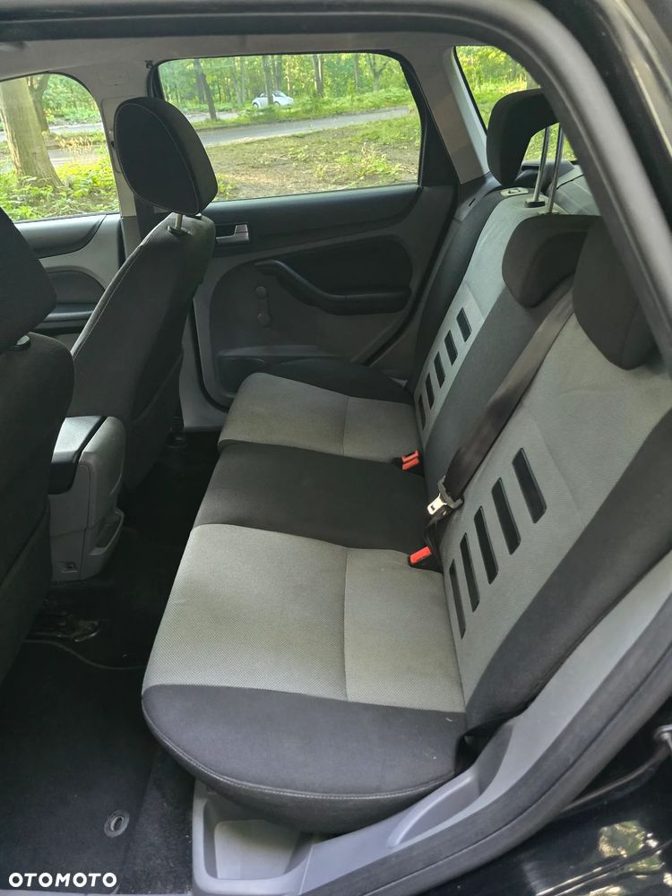 Ford Focus - 19