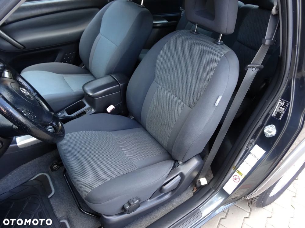 Toyota RAV4 4x4 Sol - 20