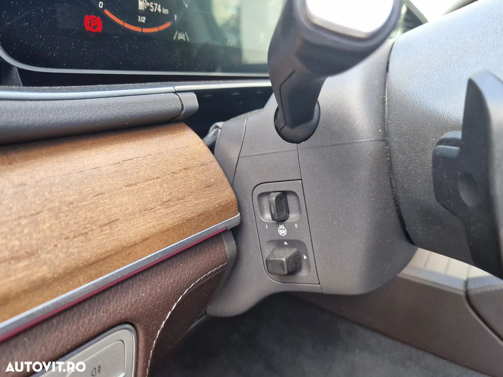 Mercedes-Benz GLS - 16
