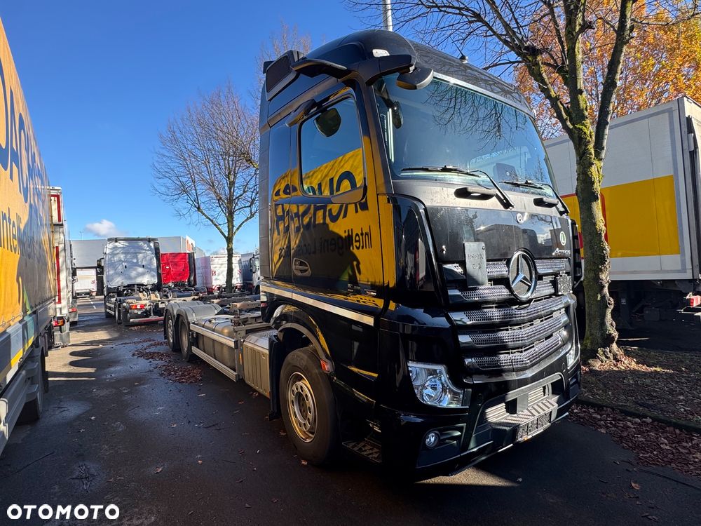 Mercedes-Benz ACTROS 25.530 KM STAN IDEALNY - 3
