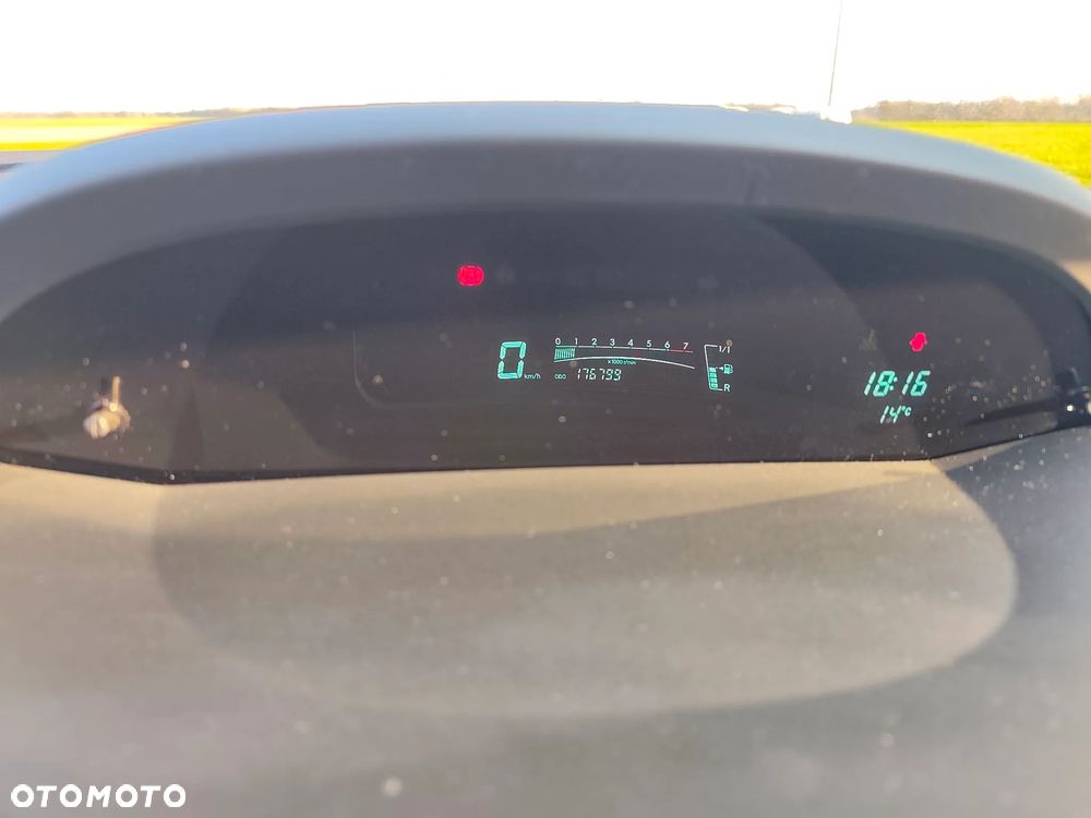 Toyota Yaris 1.0 VVT-i Luna - 6